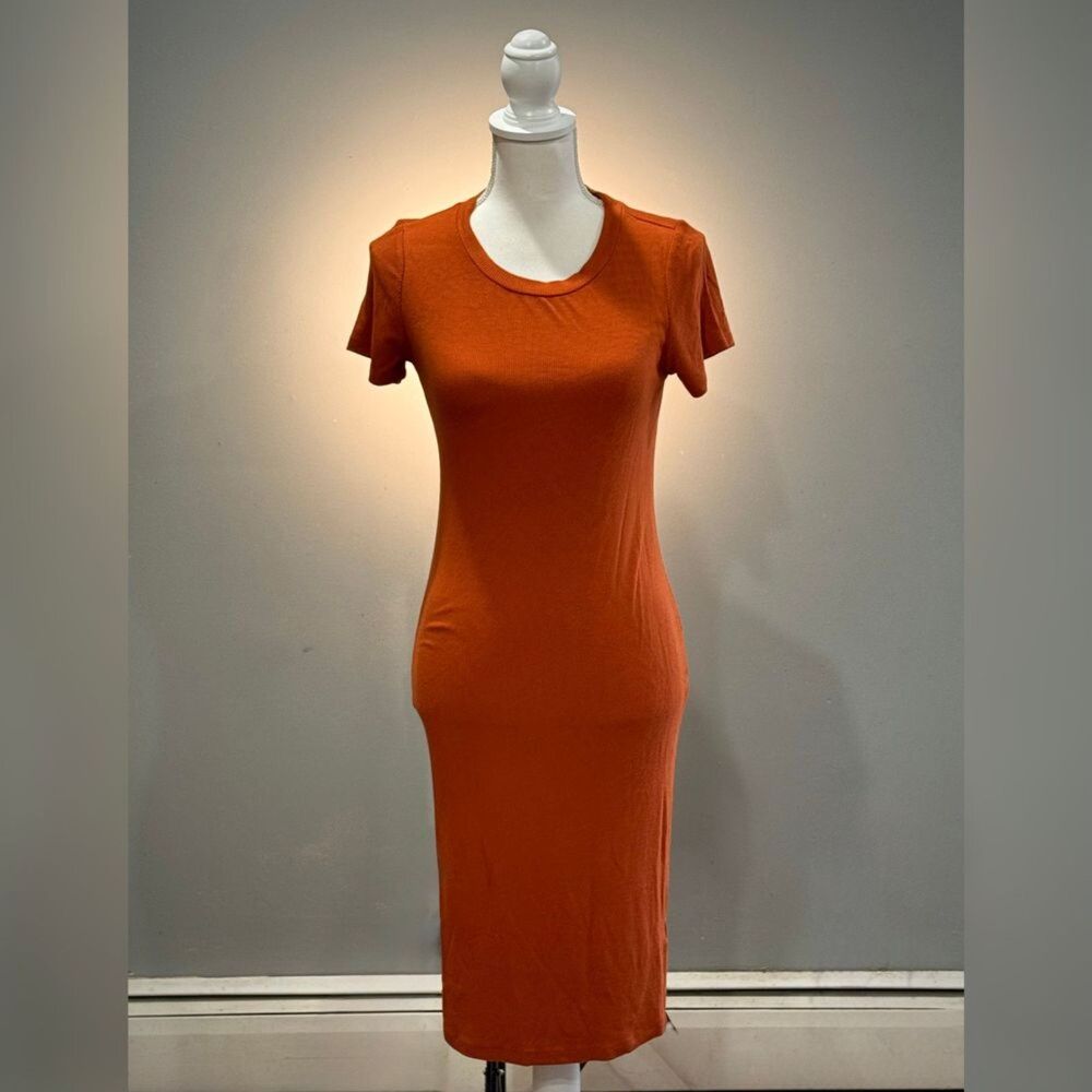 Burnt Orange Motherhood Maternity Ribbed S/S Dress Size S Like New